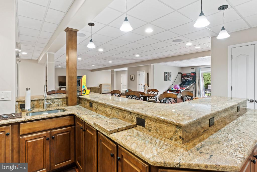 701 BLUE MOUNTAIN PARKWAY
