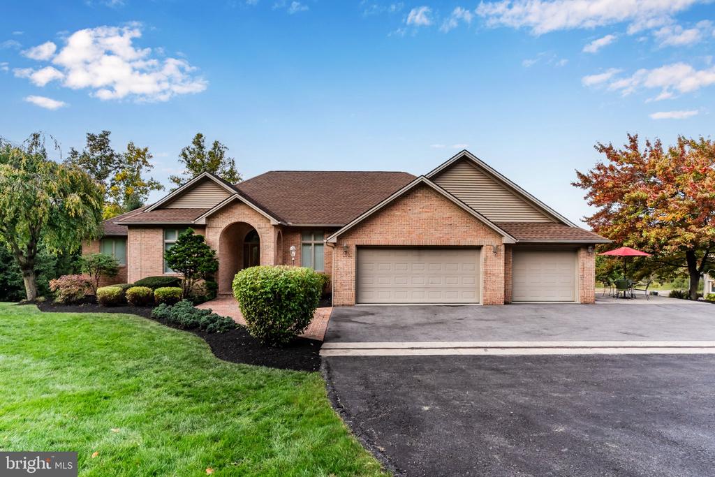 701 BLUE MOUNTAIN PARKWAY