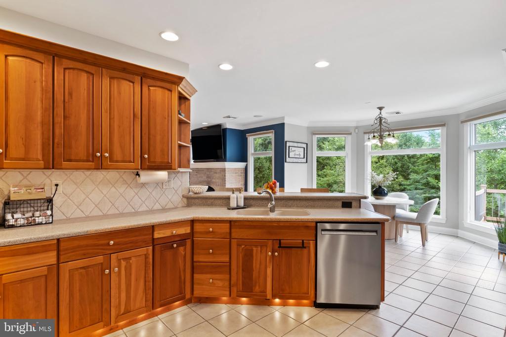 701 BLUE MOUNTAIN PARKWAY