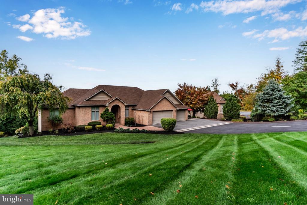 701 BLUE MOUNTAIN PARKWAY