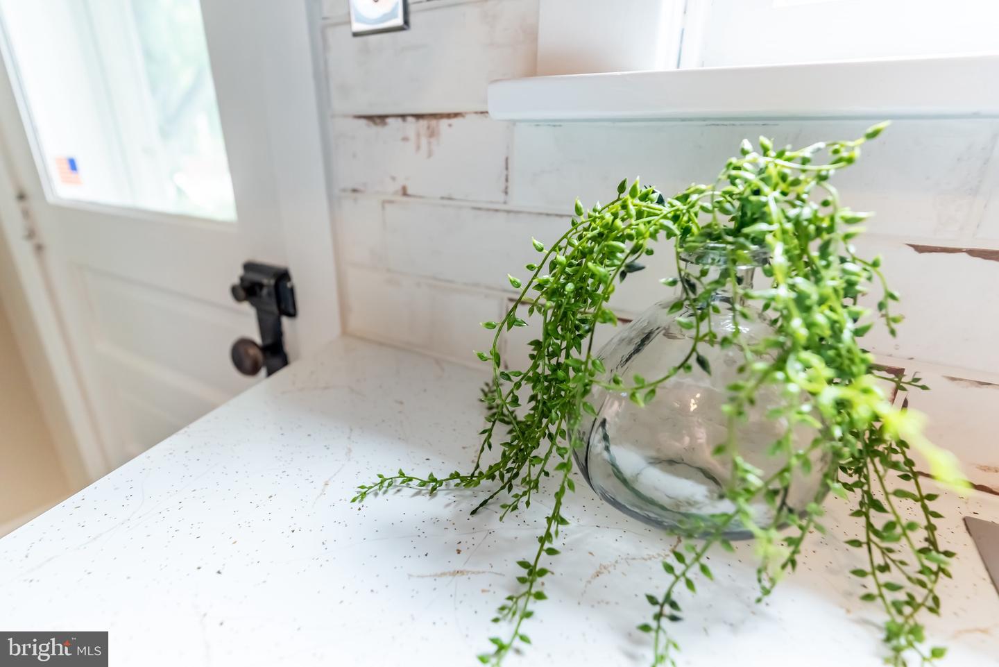 166 N Coldbrook Avenue