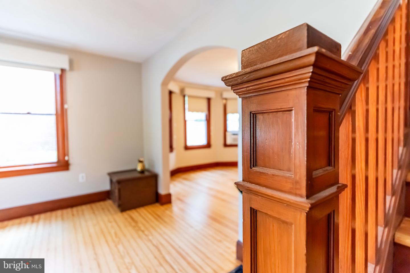 166 N Coldbrook Avenue