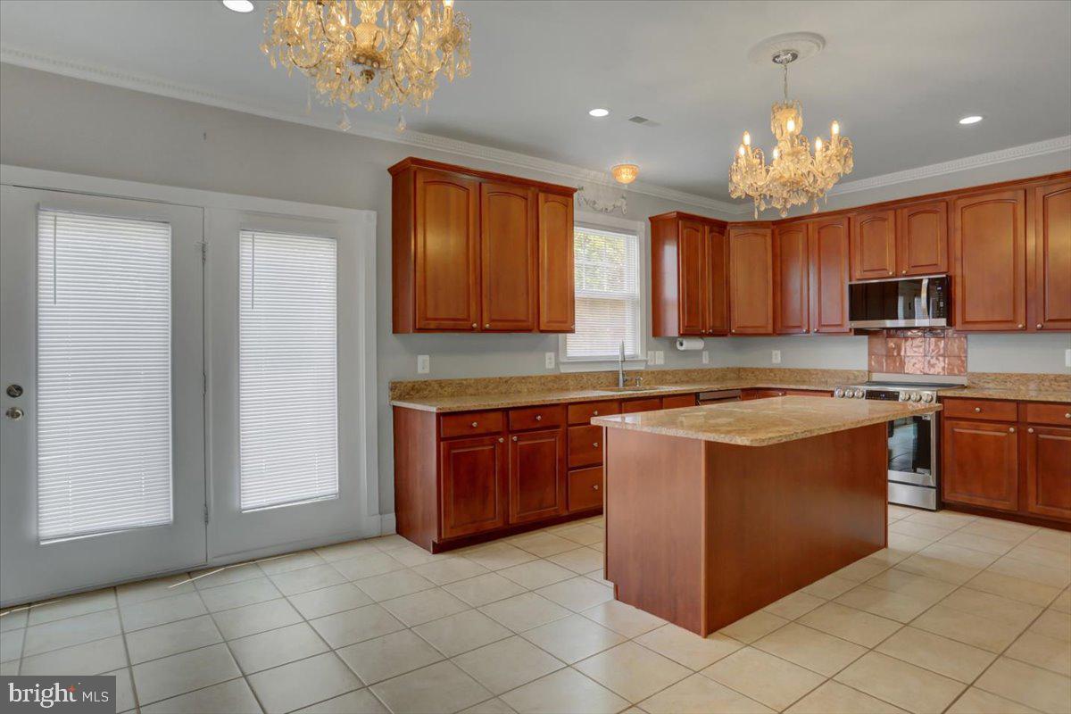 2447 Castlegreen Drive