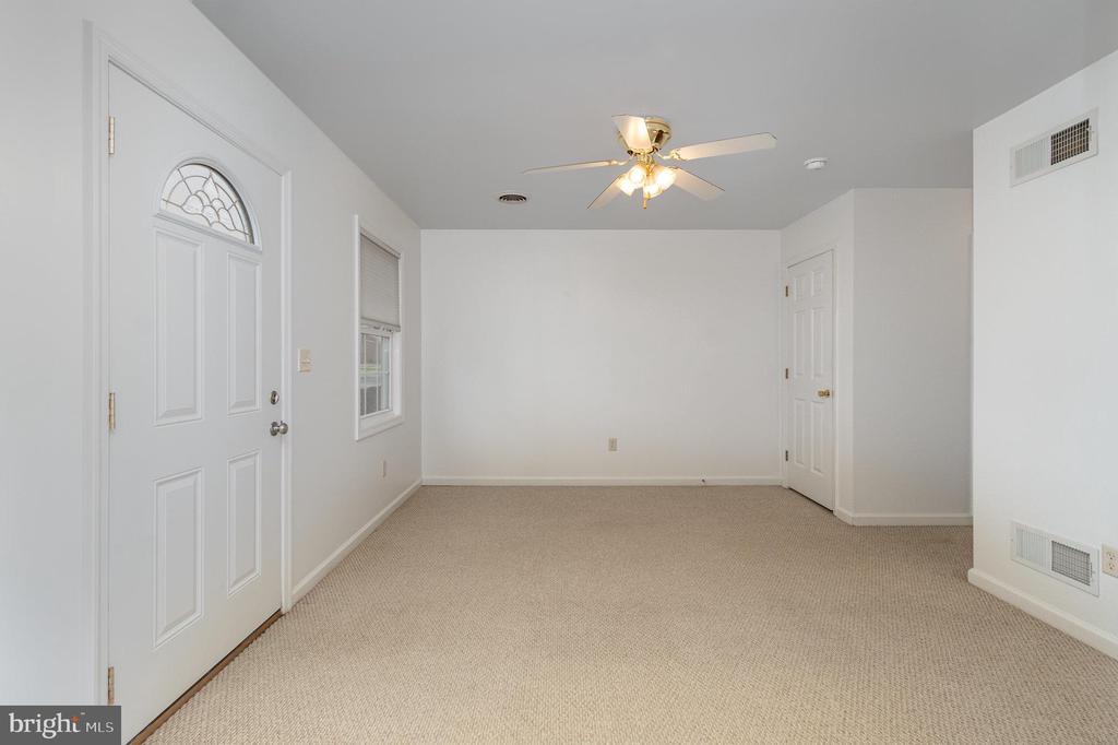8065 White Church Rd