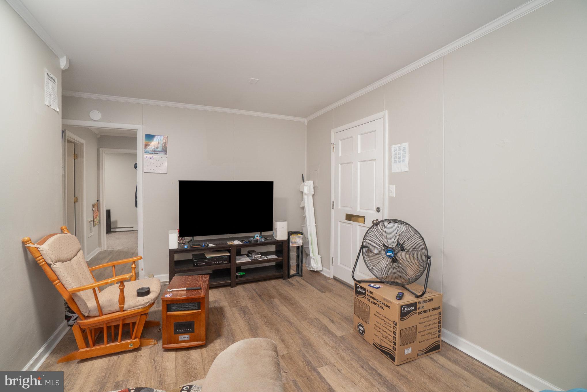 5075 Lincoln Way East
