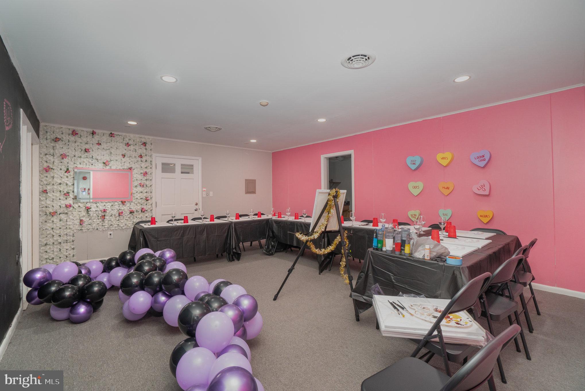 5075 Lincoln Way East