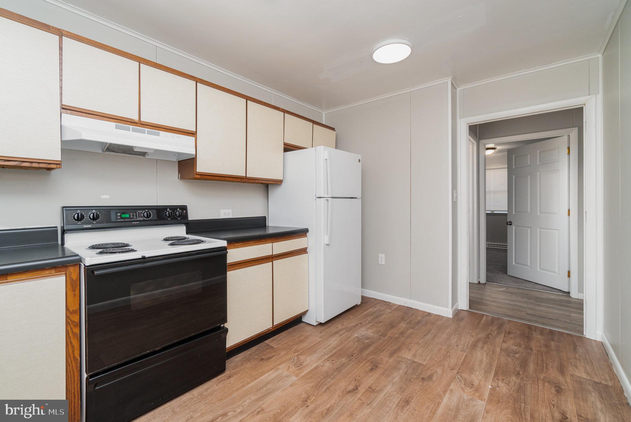 5075 Lincoln Way East