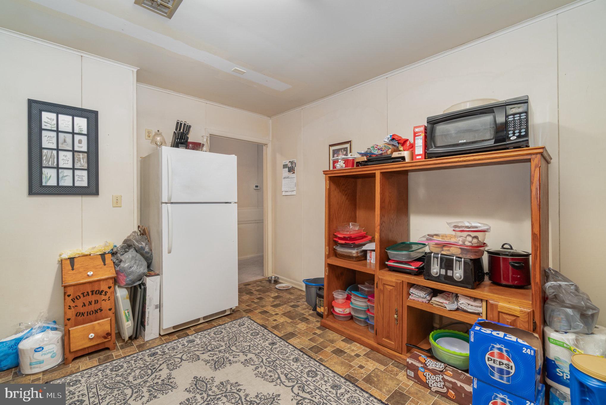 5075 Lincoln Way East