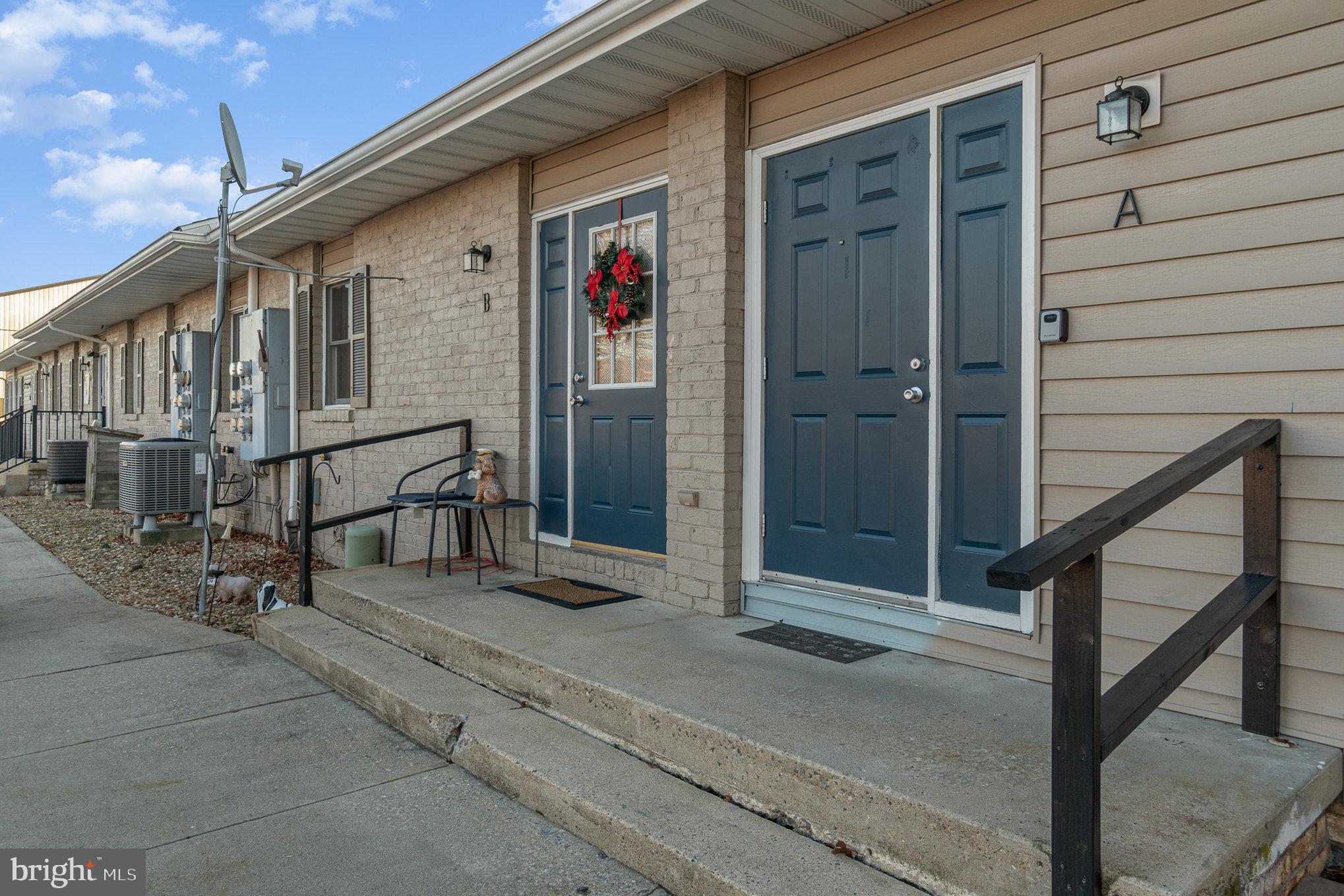 5075 Lincoln Way East