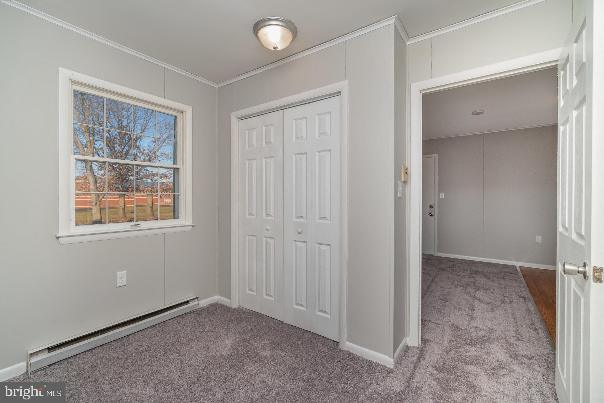 5075 Lincoln Way East