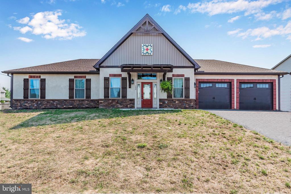 240 Stony Point Ave