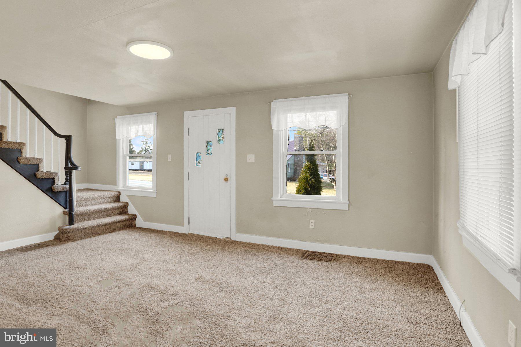 11147 South Mountain Road