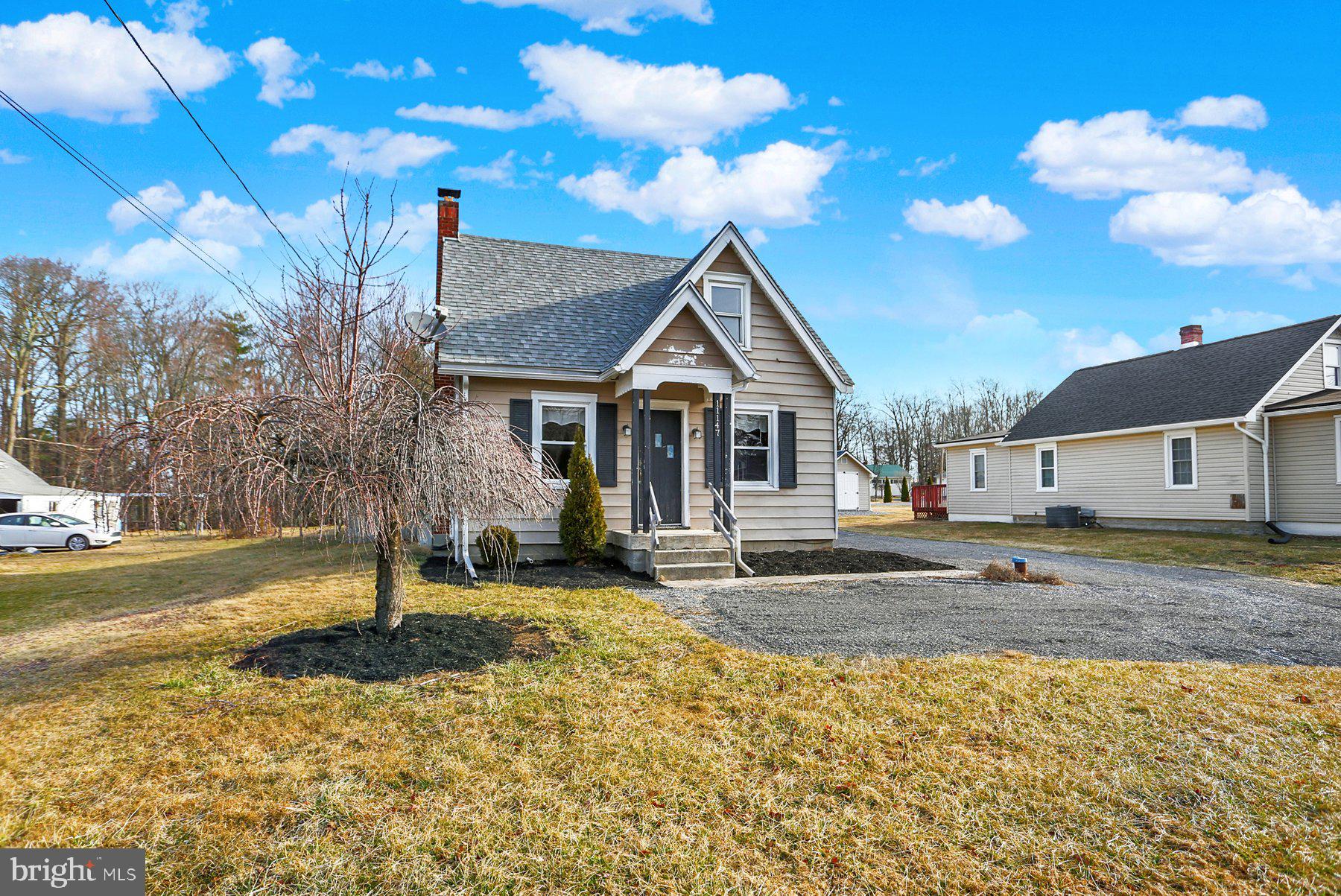 11147 South Mountain Road