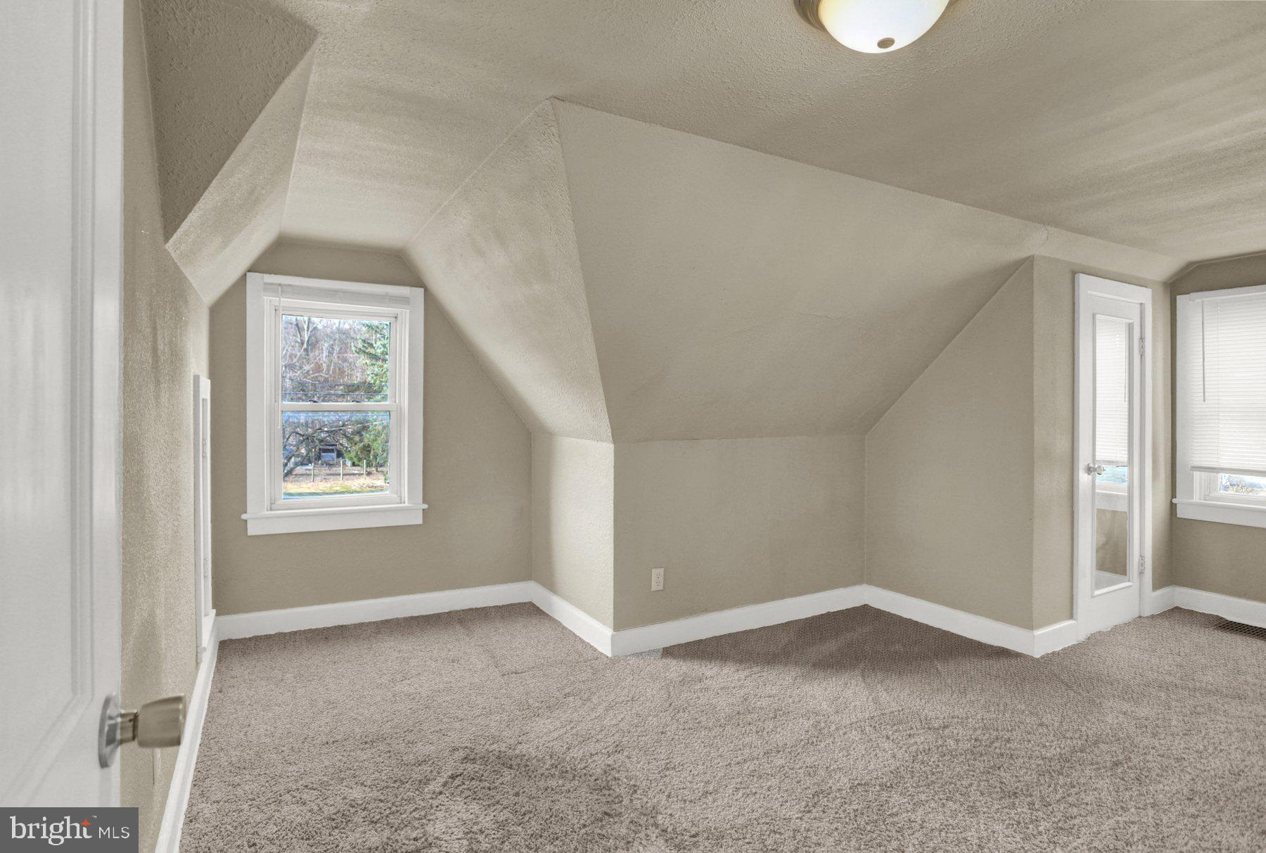 11147 South Mountain Road