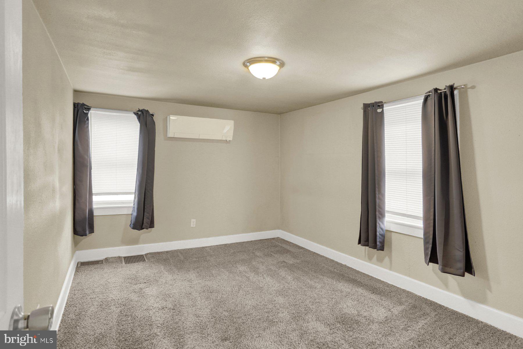 11147 South Mountain Road