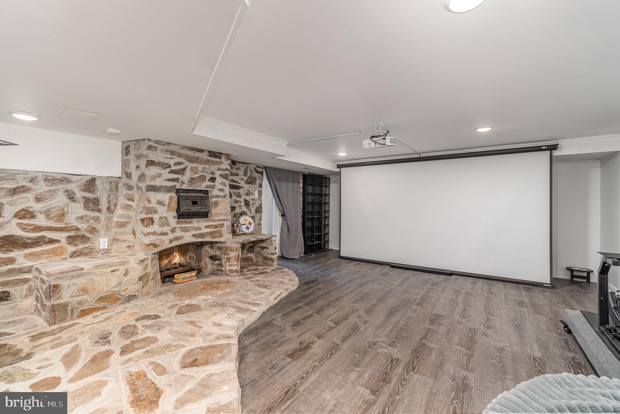 403 E Fourth Street
