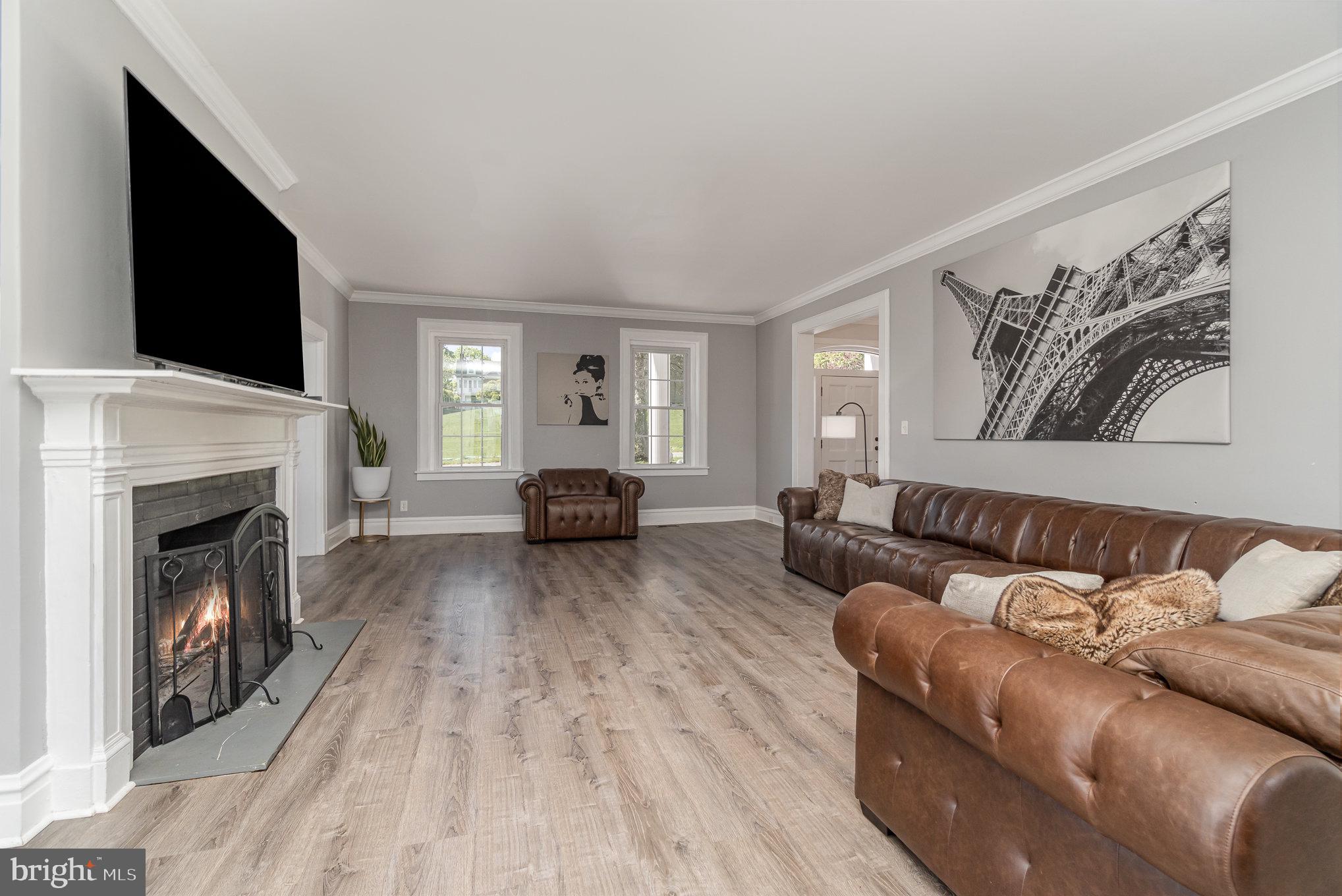 403 E Fourth Street