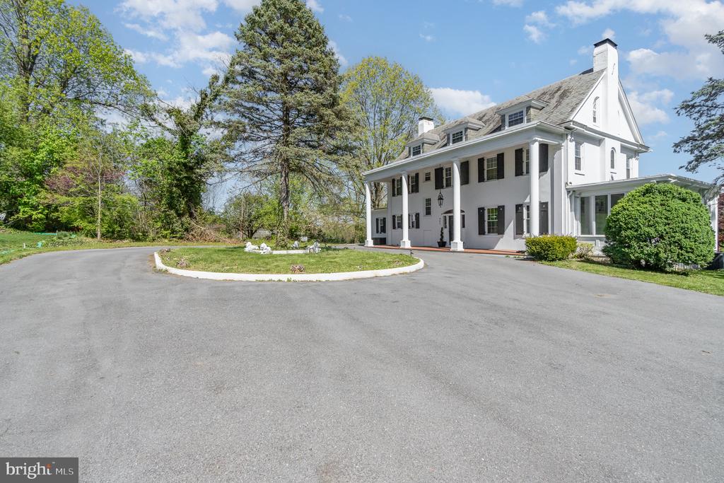 403 E Fourth Street