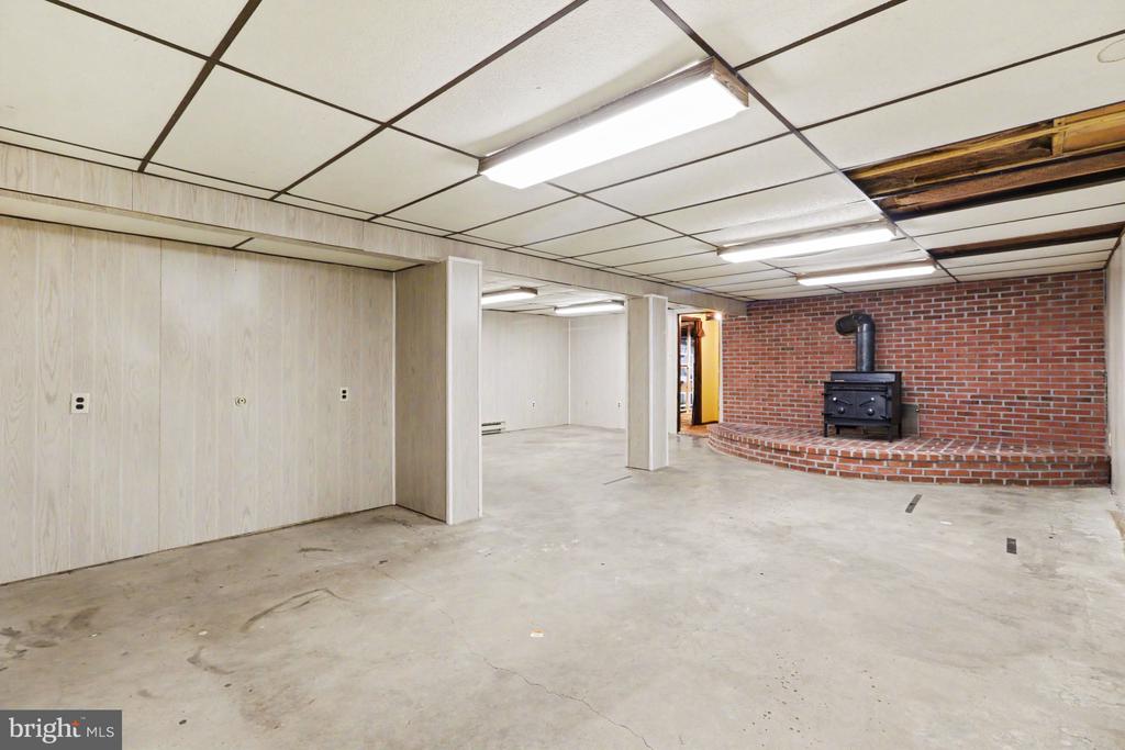 50 EISENHOWER DRIVE