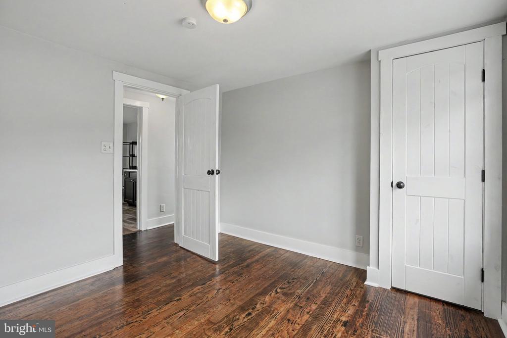 10992 ROXBURY ROAD