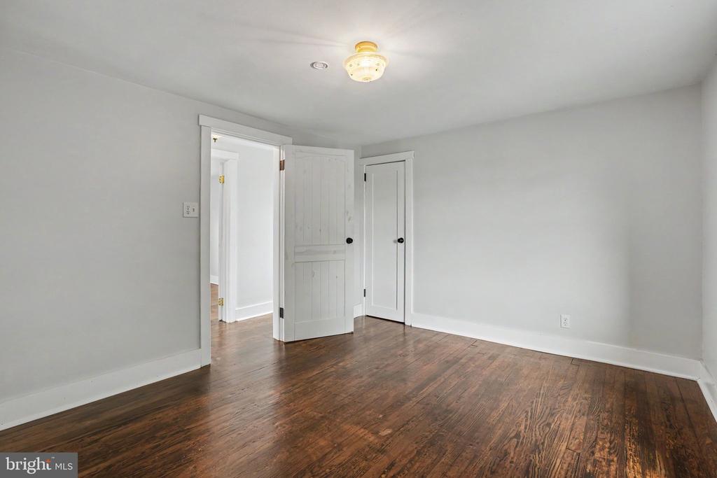 10992 ROXBURY ROAD