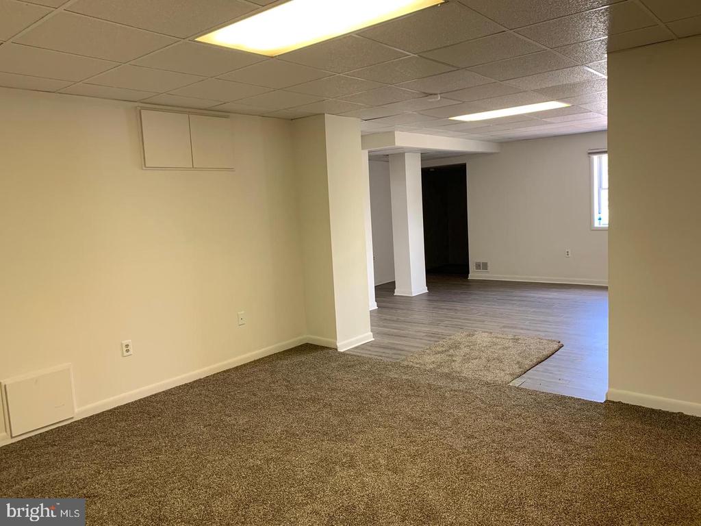 734 FAIRGROUND AVENUE Unit: B