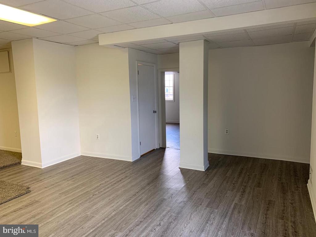 734 FAIRGROUND AVENUE Unit: B