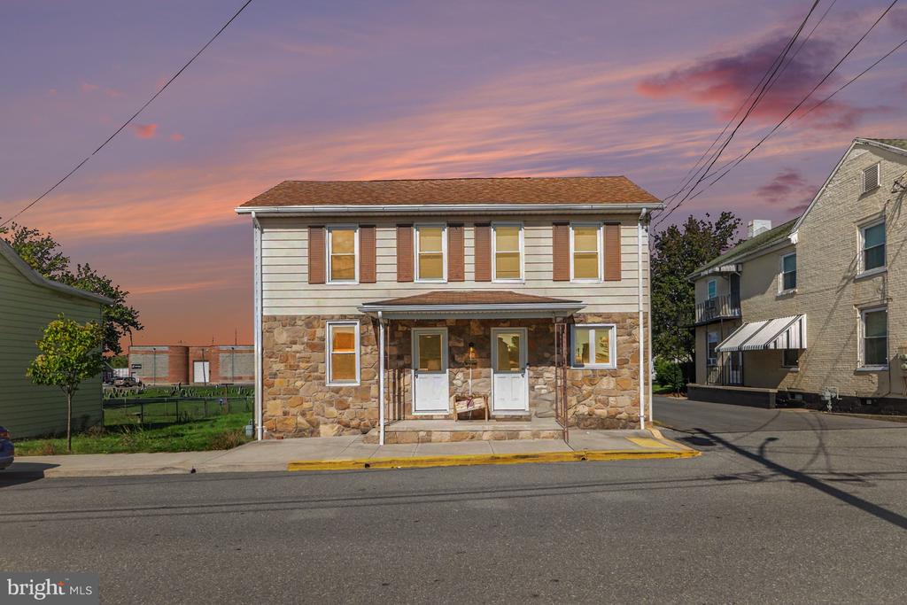 128 E MADISON STREET E