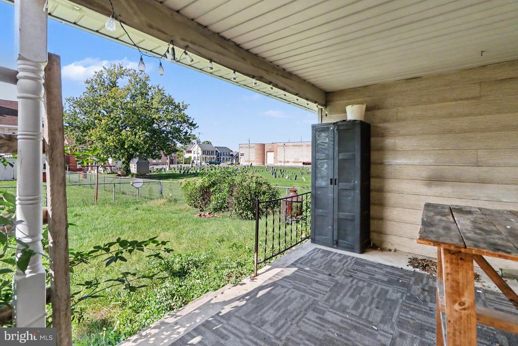 128 E MADISON STREET E