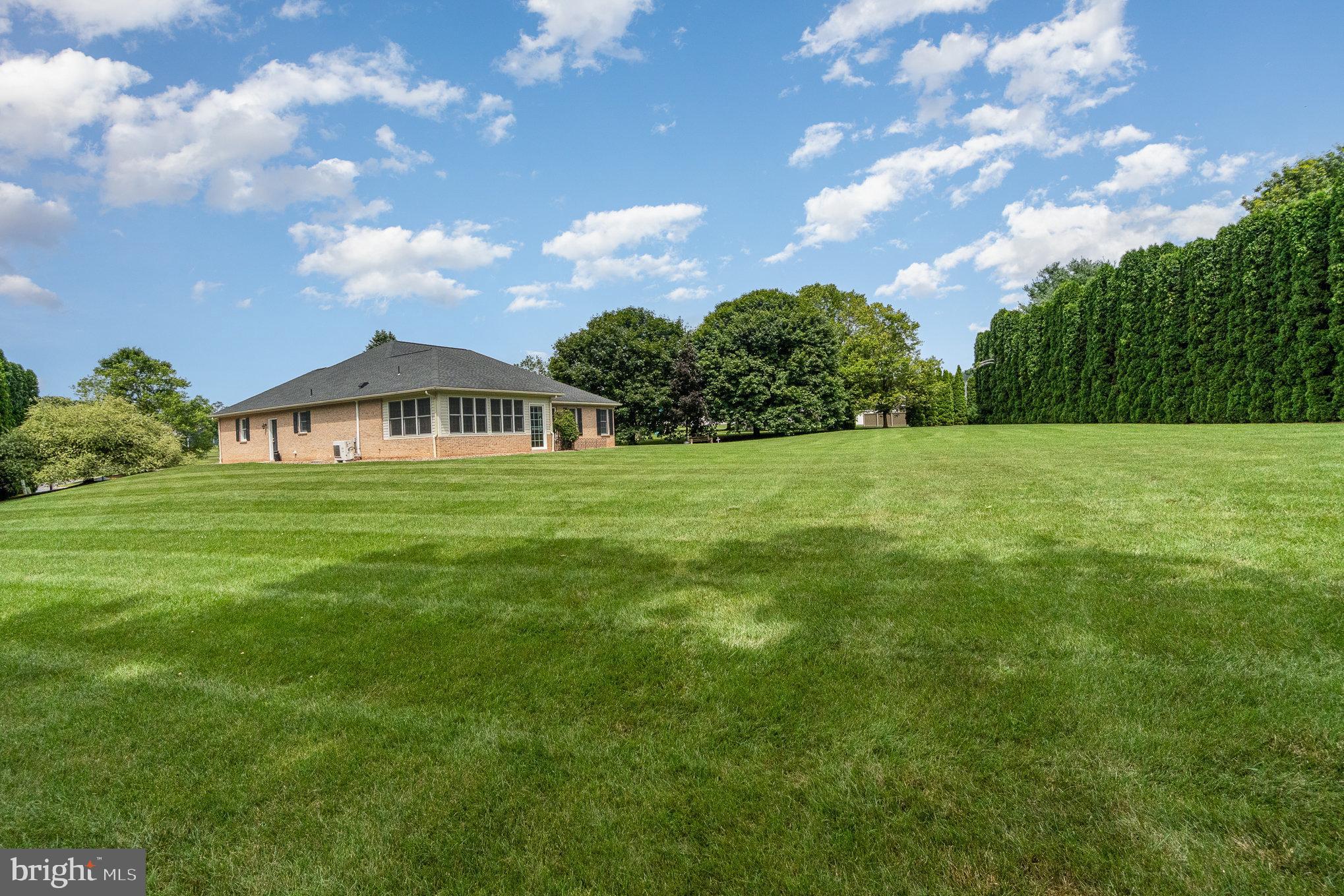 209 MEADOWBROOK LANE