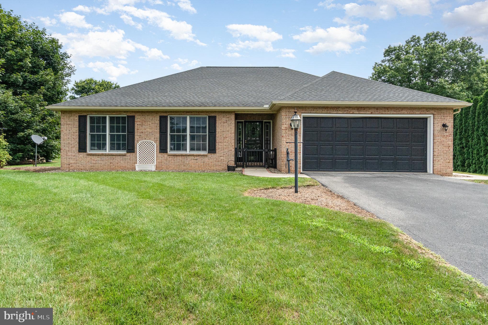 209 MEADOWBROOK LANE