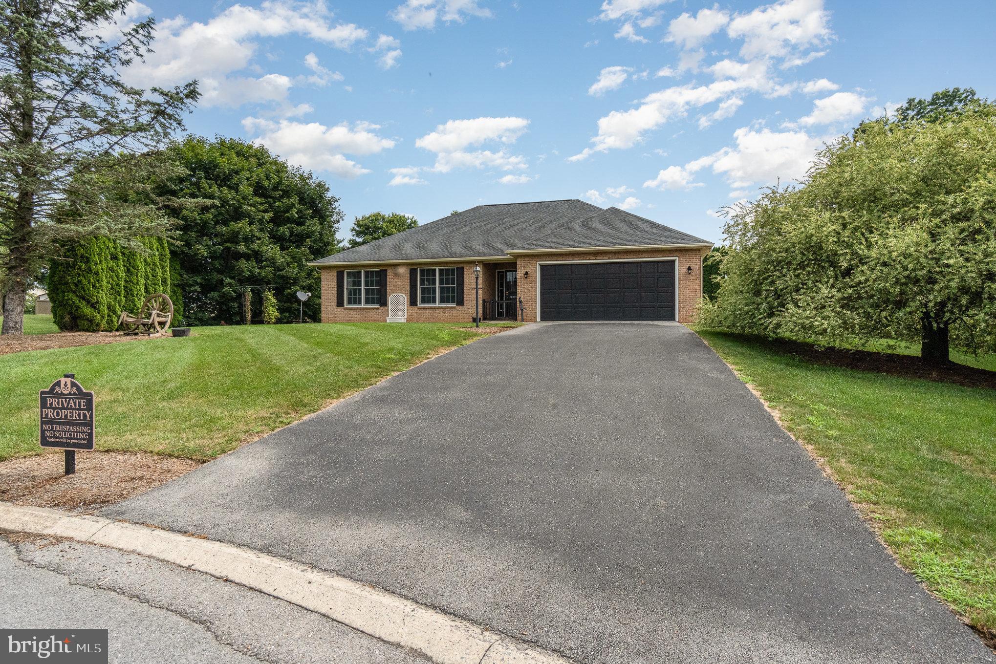 209 MEADOWBROOK LANE