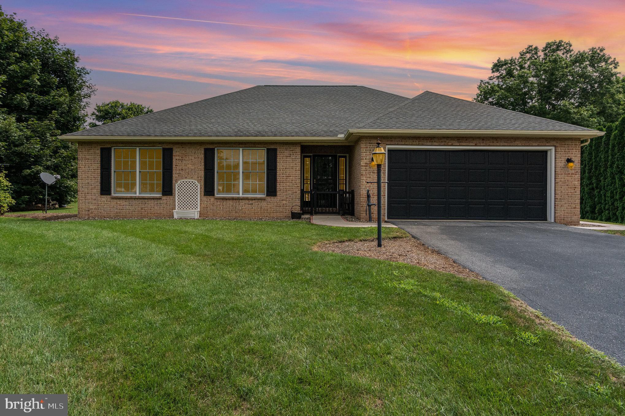 209 MEADOWBROOK LANE