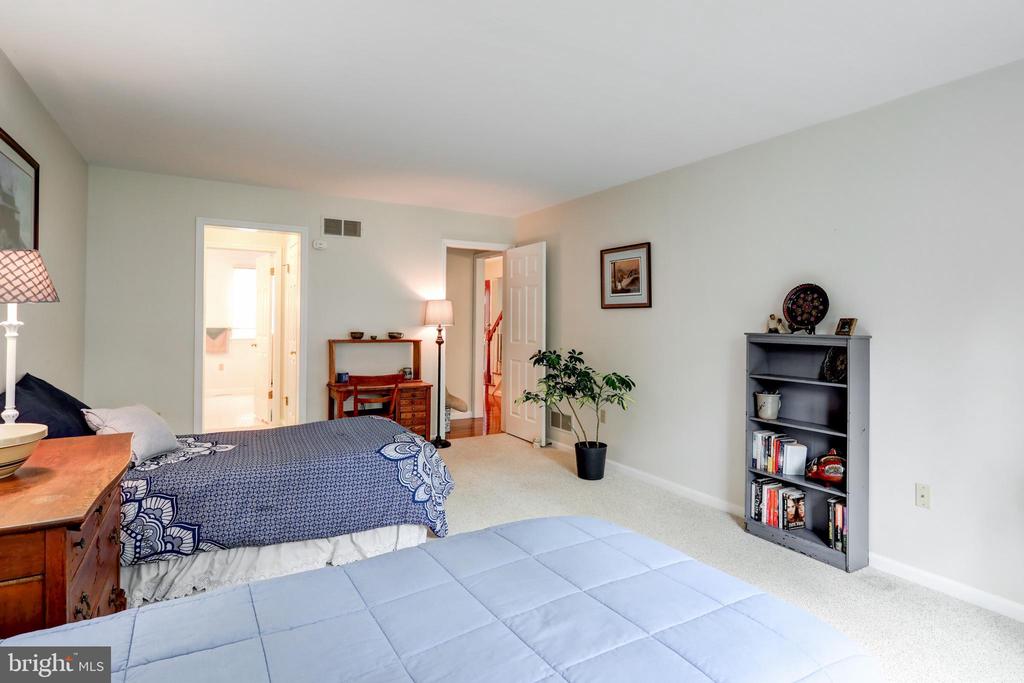 22 Shybrook Ct