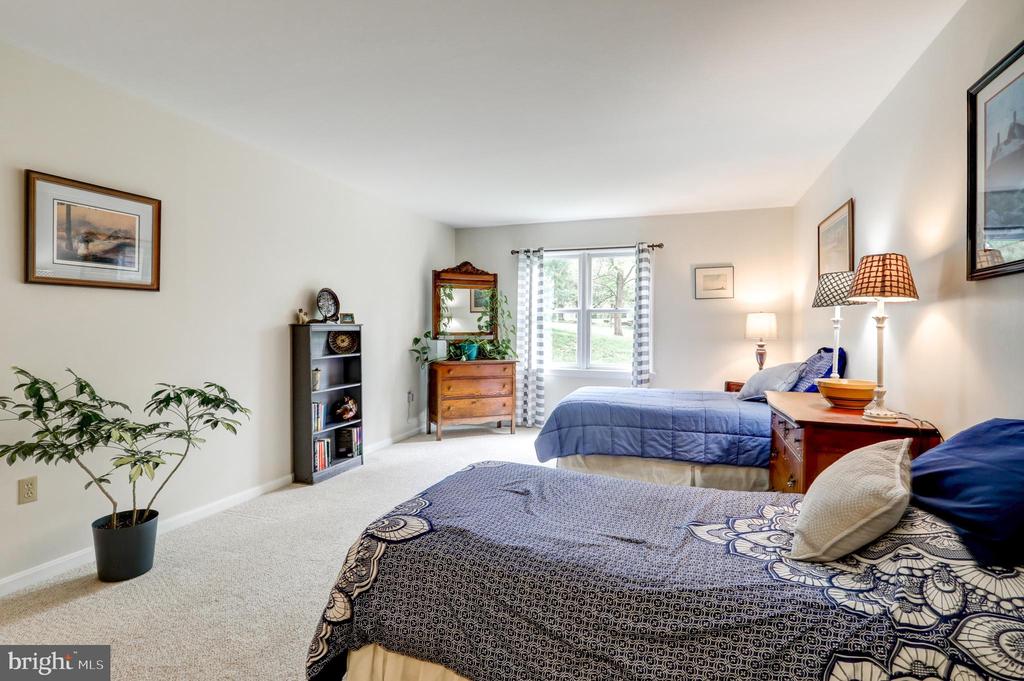 22 Shybrook Ct