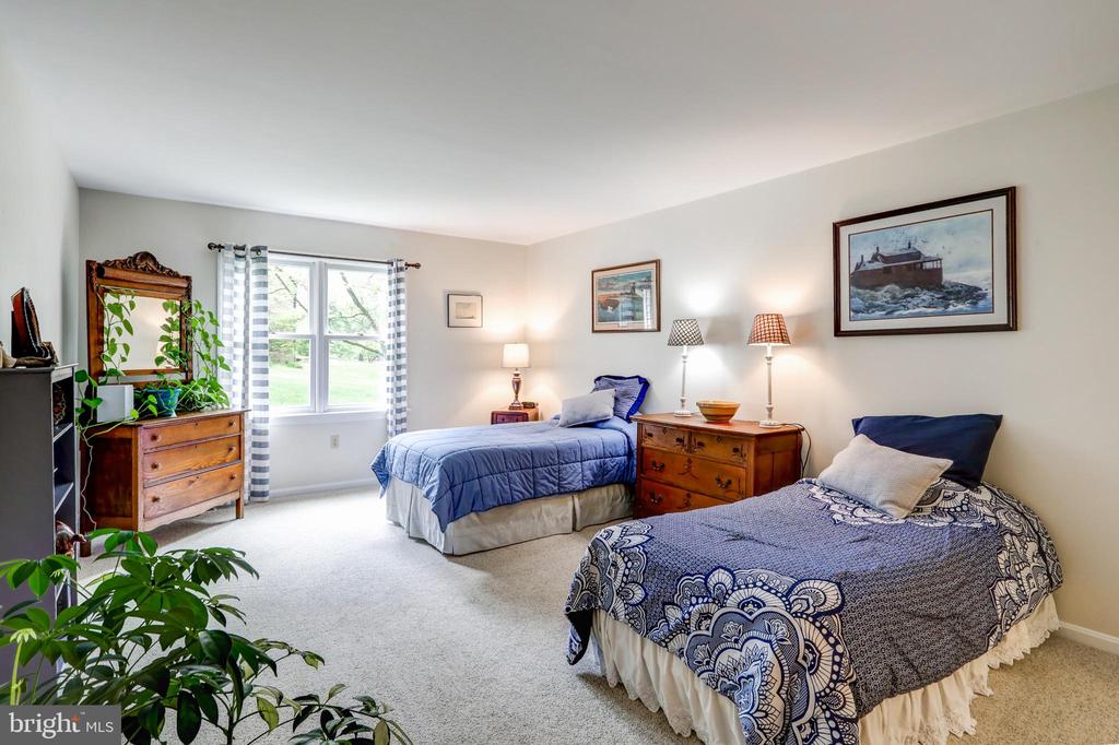22 Shybrook Ct