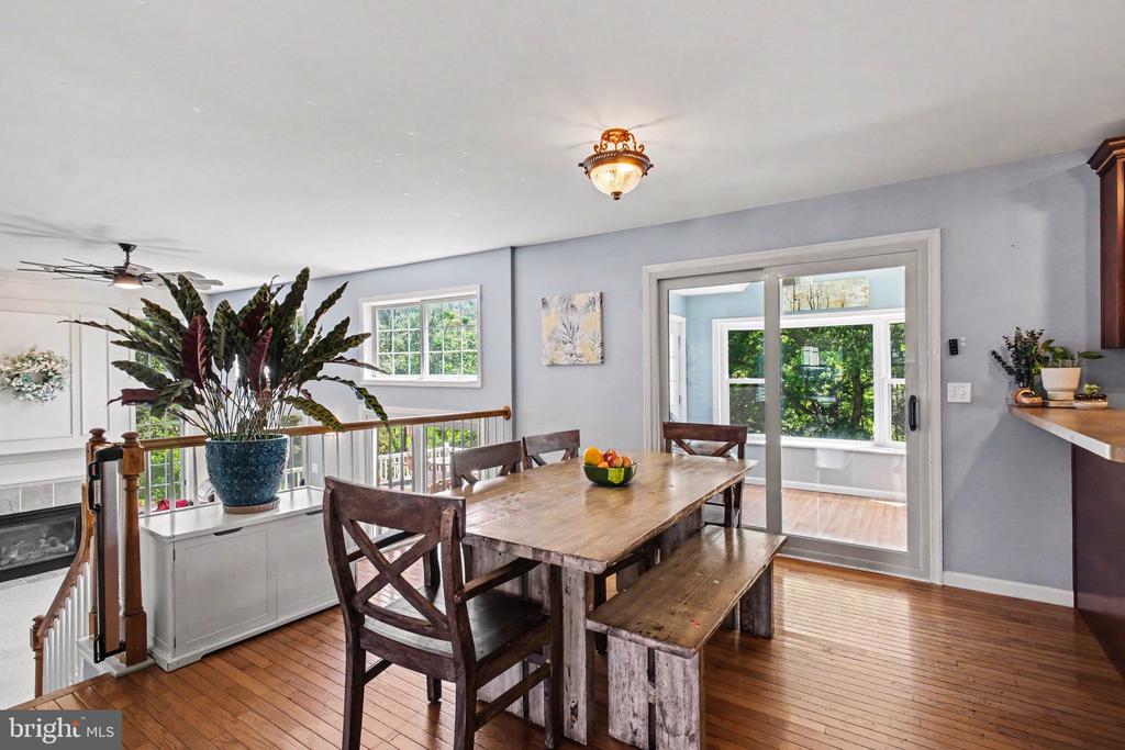 15 BULLRUSH LODGE