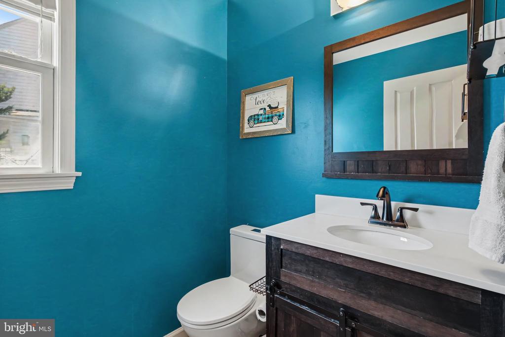 15 BULLRUSH LODGE