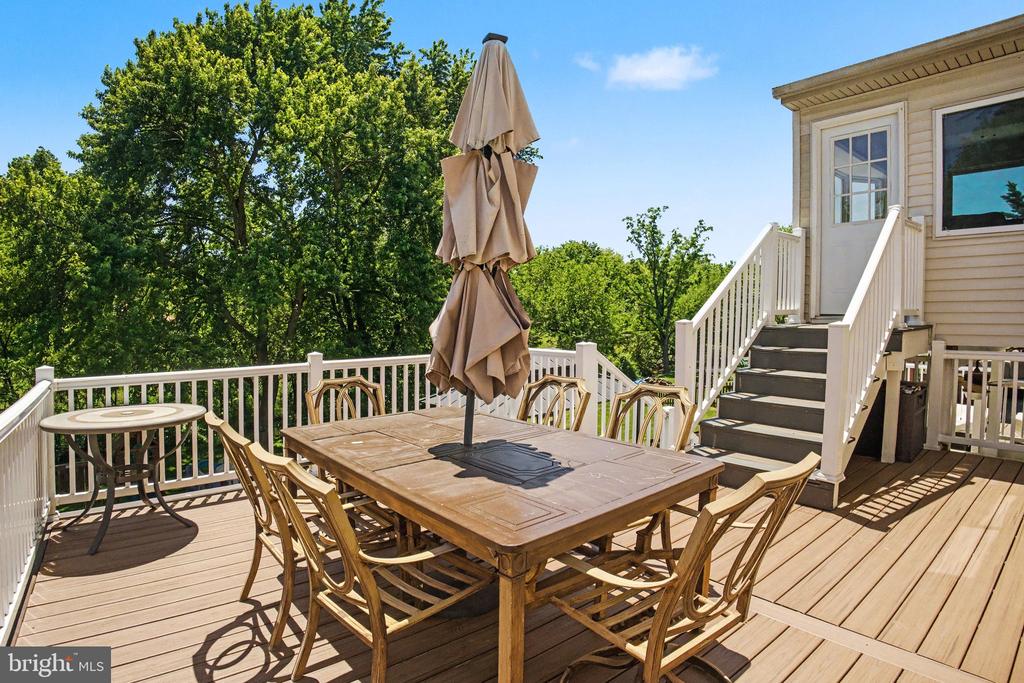15 BULLRUSH LODGE