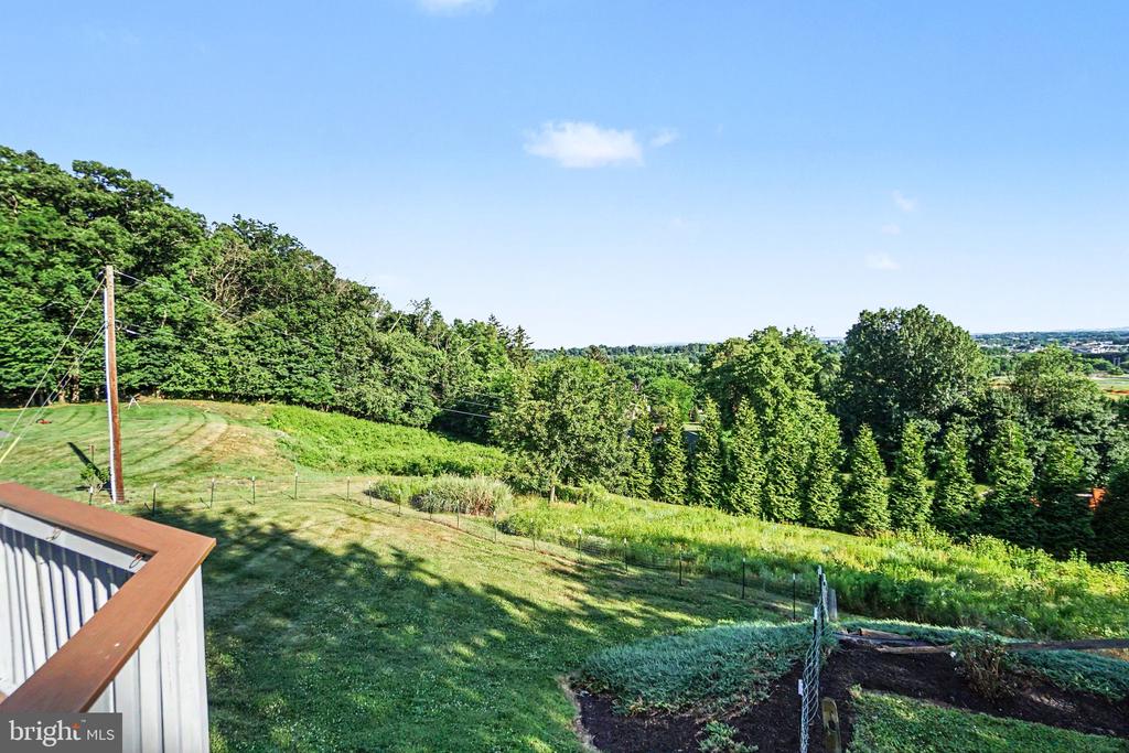 260 BLOSSOM HILL DRIVE