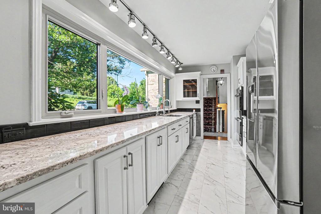 260 BLOSSOM HILL DRIVE