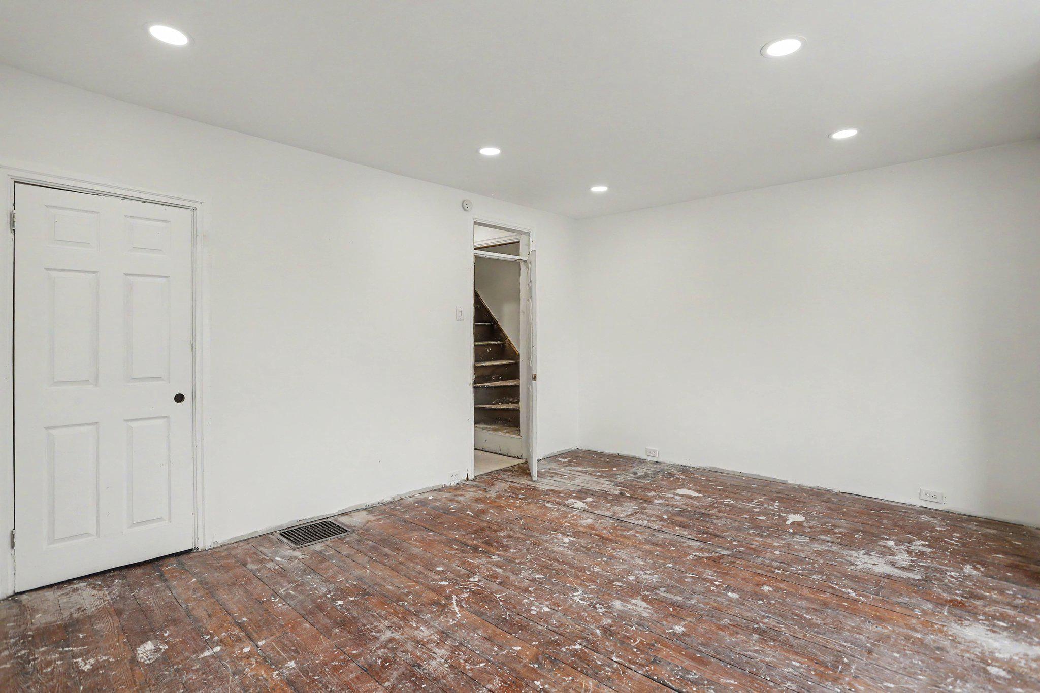 405 POPLAR STREET