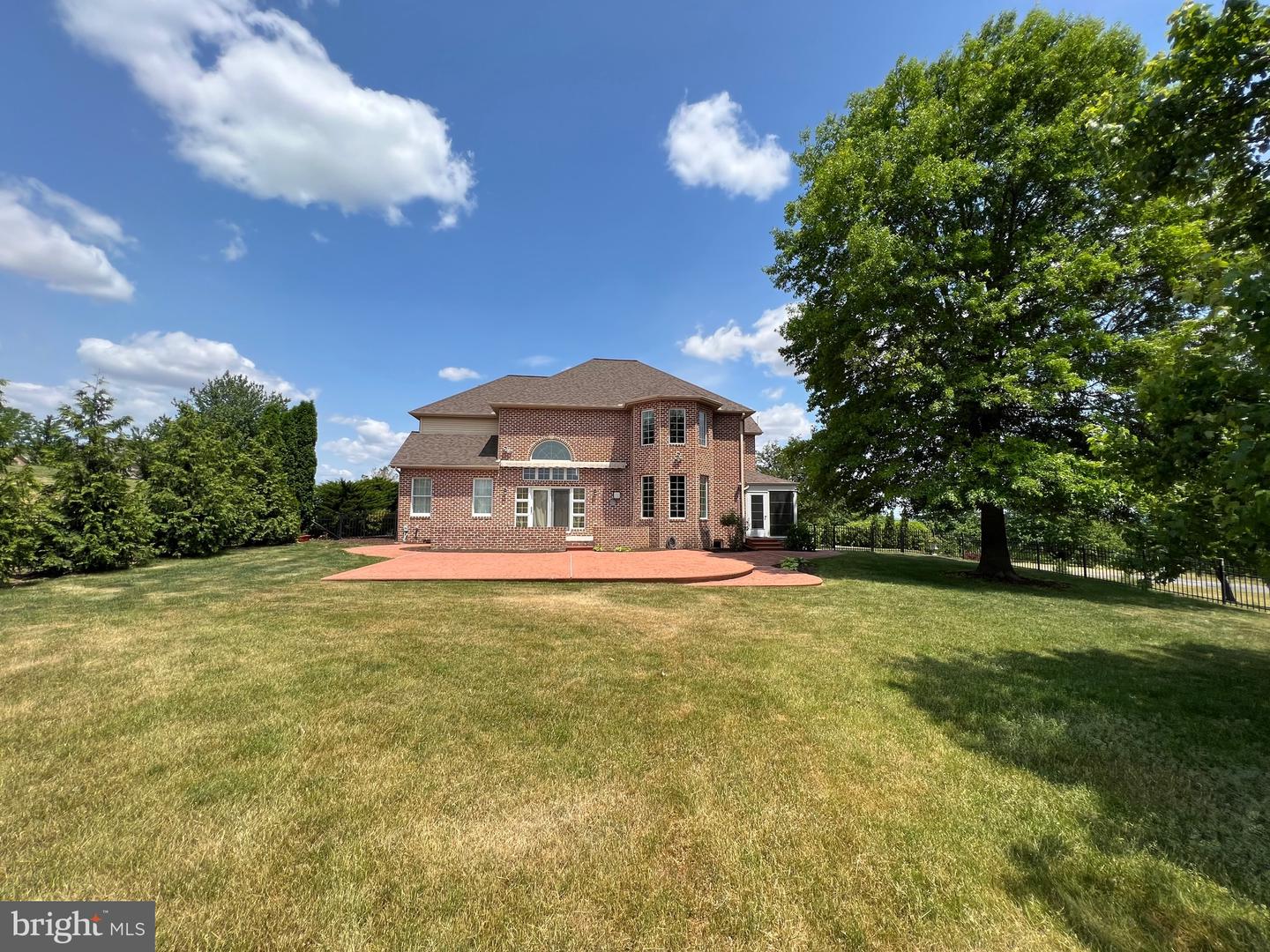 3 Highland Dr
