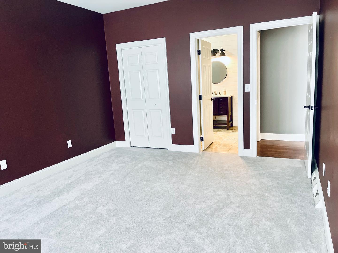3 Highland Dr