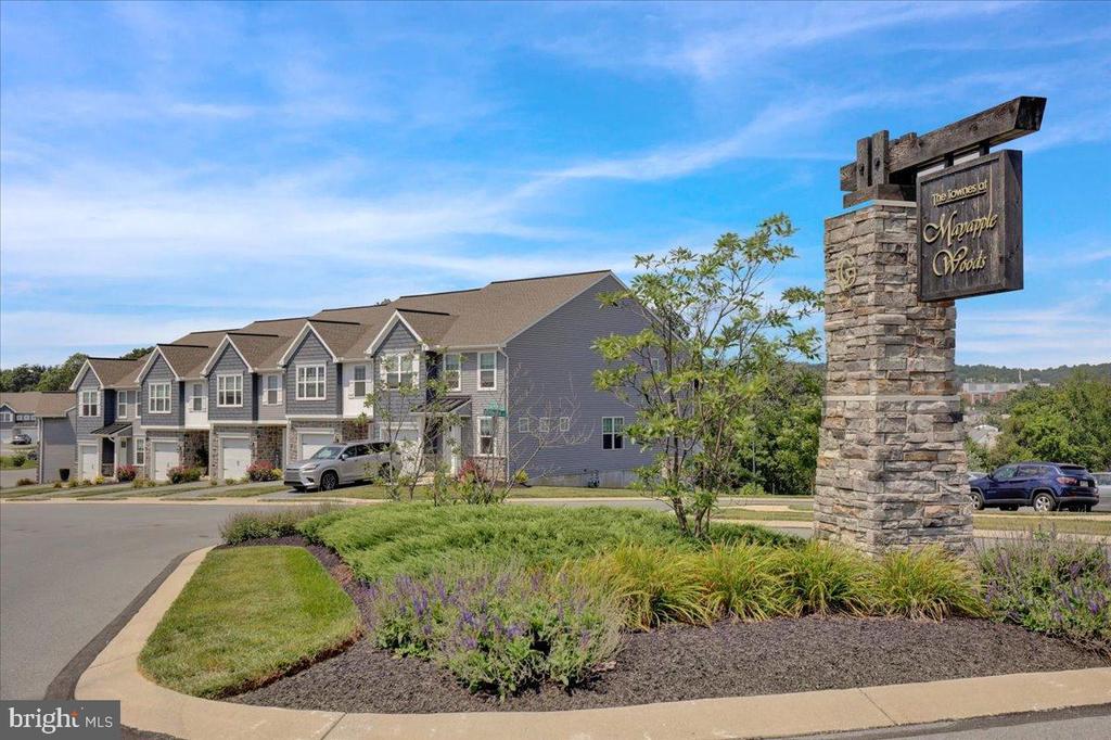 82 BEECH TREE COURT