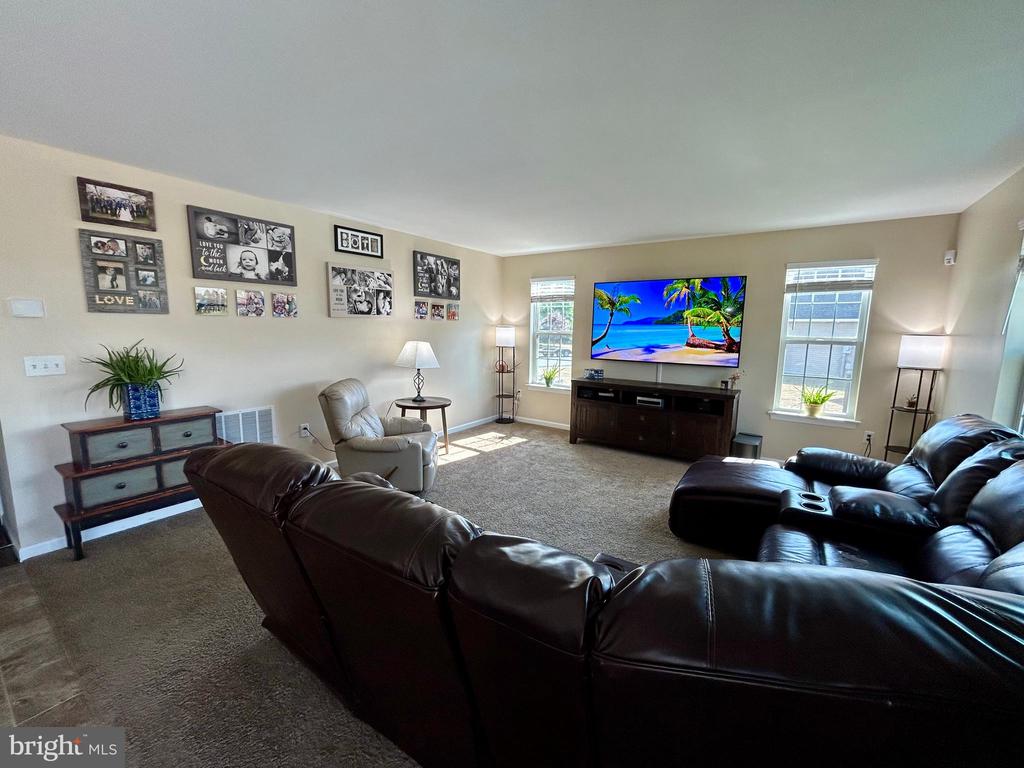 104 OAKEN WAY