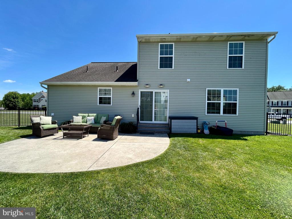104 OAKEN WAY
