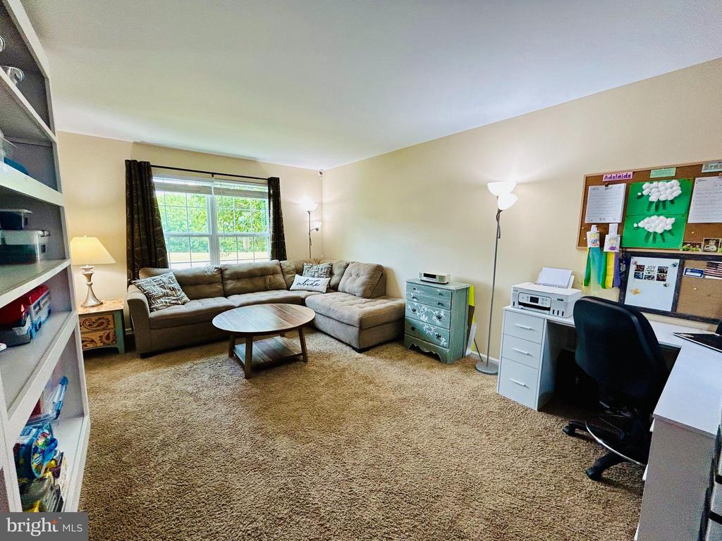 104 OAKEN WAY