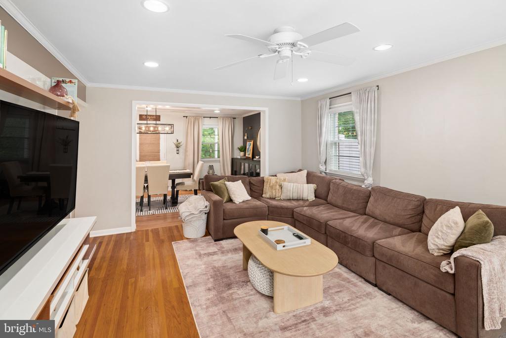 4 Balsam Pl