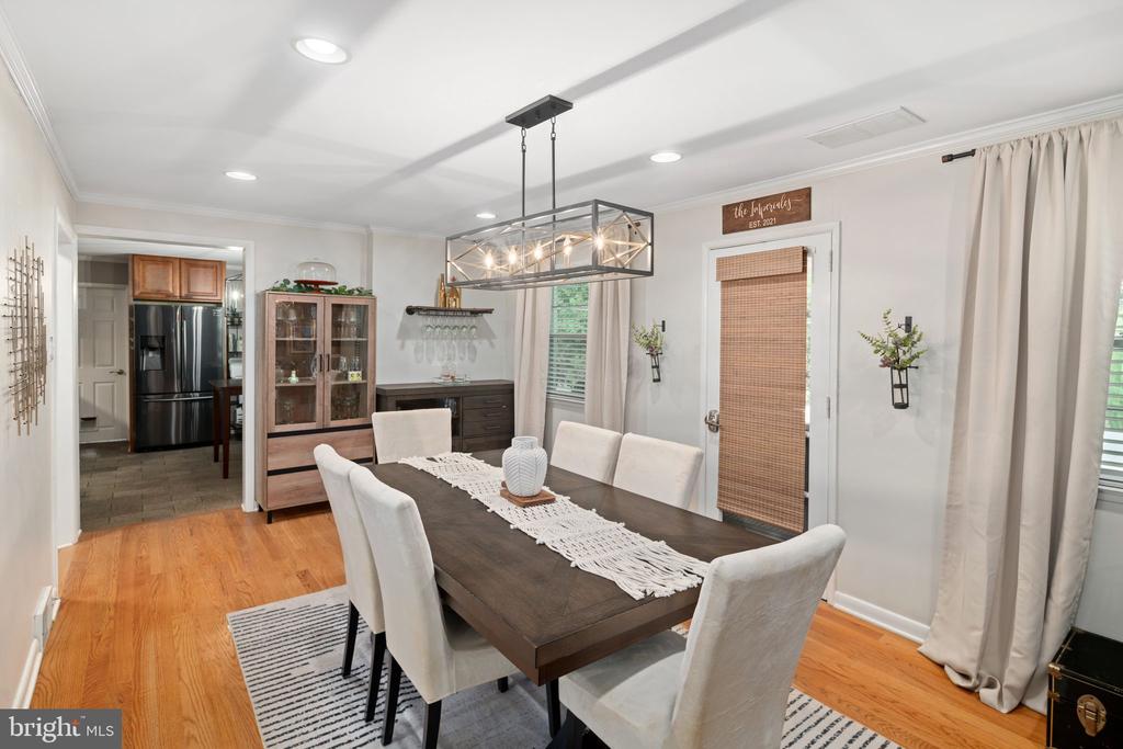 4 Balsam Pl
